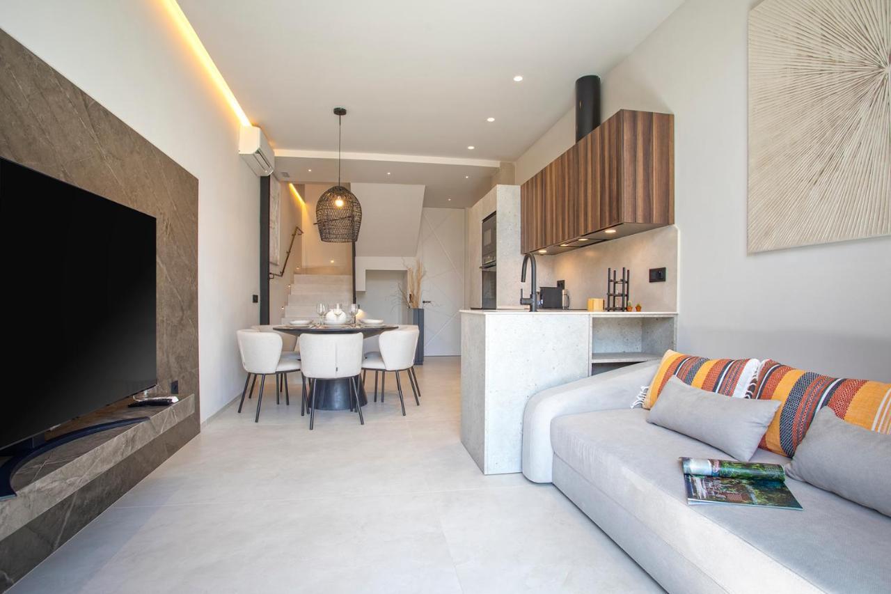 Magnificent Renovated 2Bd 2Bth Duplex With Terrace - City Centre Málaga Eksteriør billede